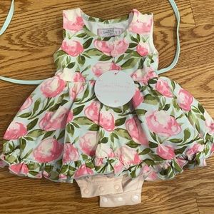NWT belle bubble